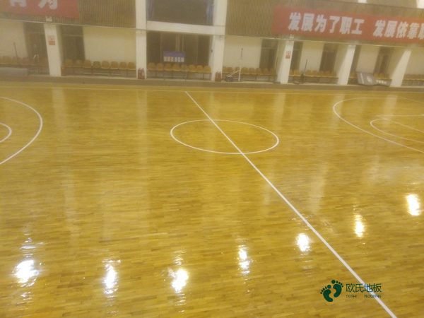 體育場館木地板更便宜的是哪家