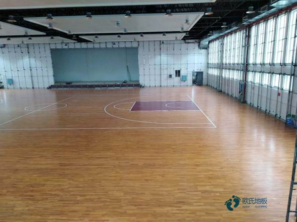 實木籃球館地板安裝公司