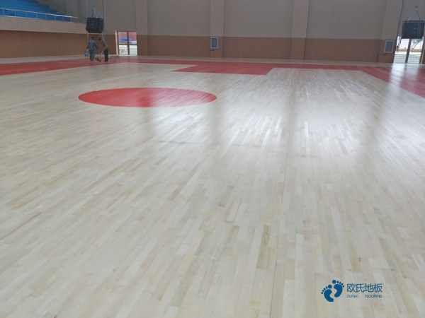 尋求體育場館木地板哪個牌子較環保