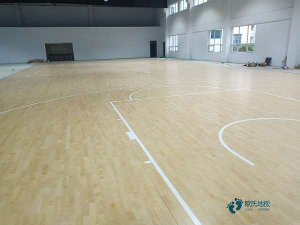 單龍骨運動場地木地板環保