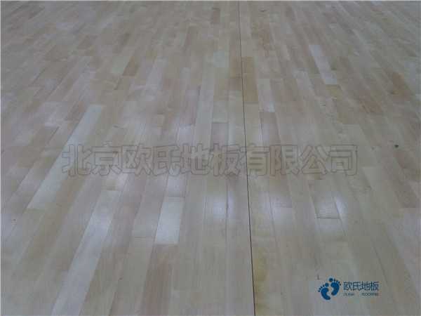 那有體育場(chǎng)館地板廠(chǎng)家報(bào)價(jià)