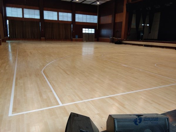 主輔龍骨體育場(chǎng)館木地板3