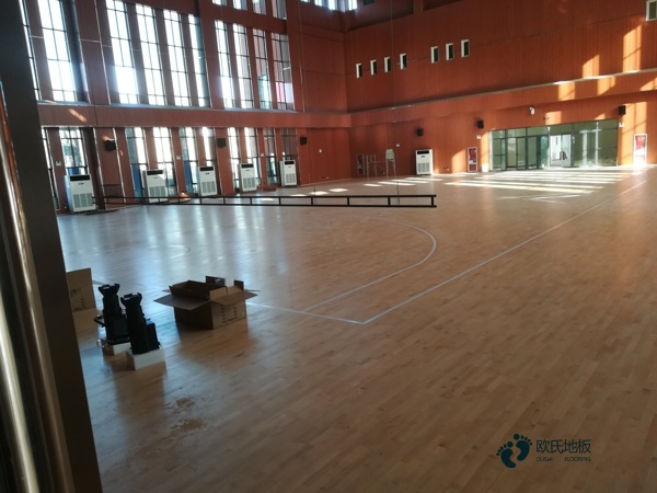 懸浮籃球體育地板施工費(fèi)用
