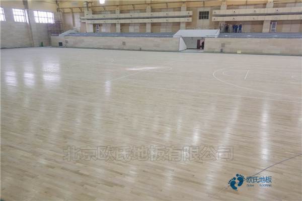 學(xué)校運動型地板施工步驟3